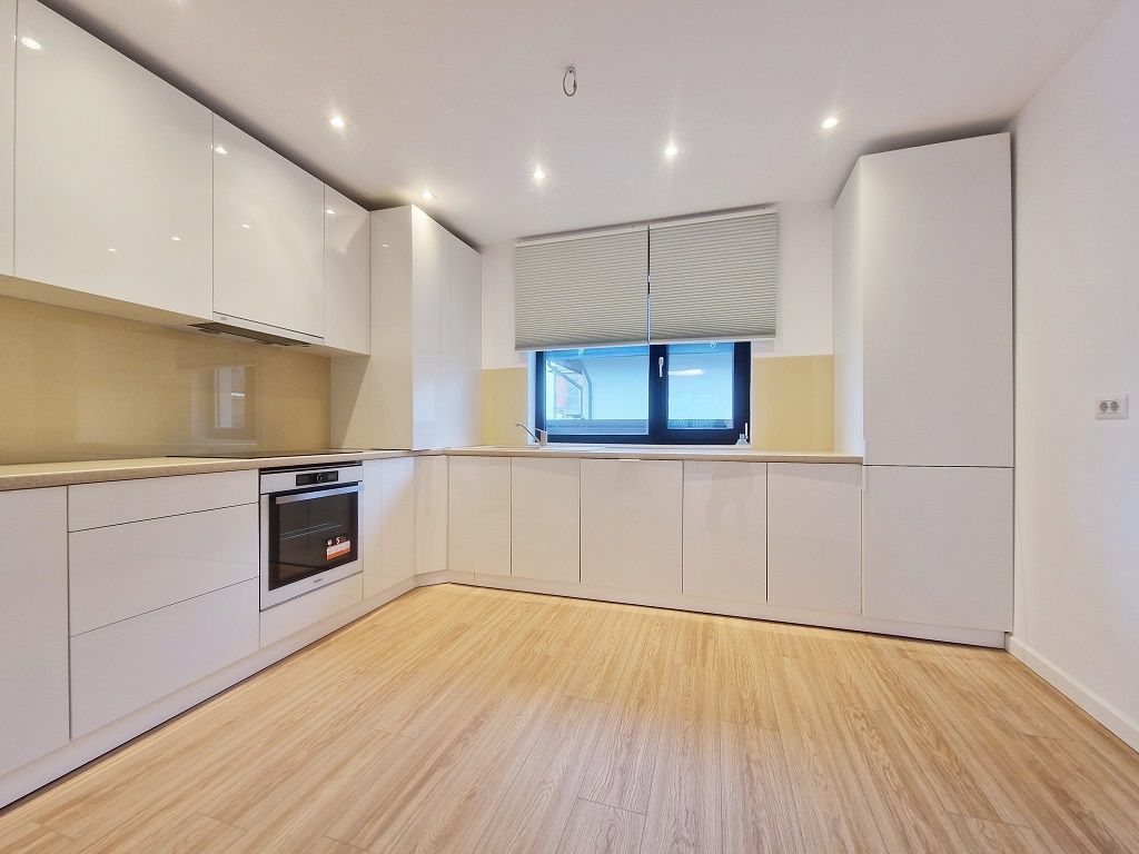 Vila 5 camere | De vanzare | Pipera-Tunari - Poză 3