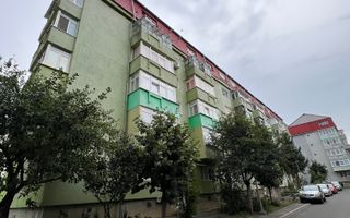 Apartament 3 camere nedecomandat ,bucătărie separată, Stefan cel Mare - Poză 1