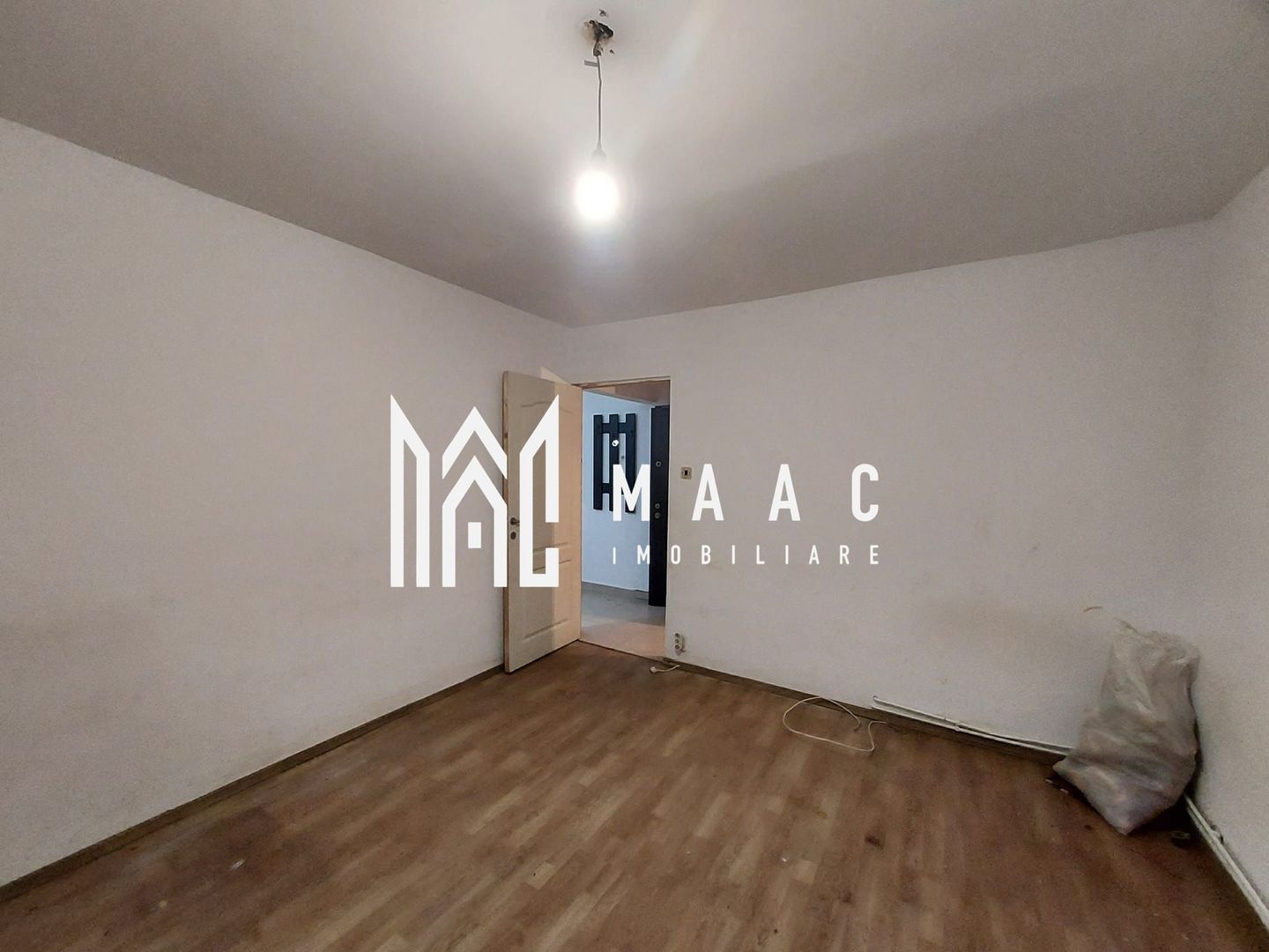 Garsoniera | Decomandat | 28MPU | Vasile Aaron - Poză 2