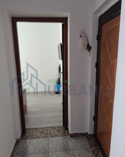 Apartament 3 camere, semidecomandat, Podu Roș – 5 minute de Palas. Liber imediat. - Poză 10