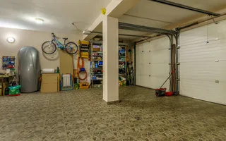 Vilă modernă, cu grădină superbă – ideală pentru o familie! - Poză 23