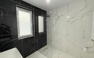 Decomandat. Spatios. Loc de parcare. - Poză 5