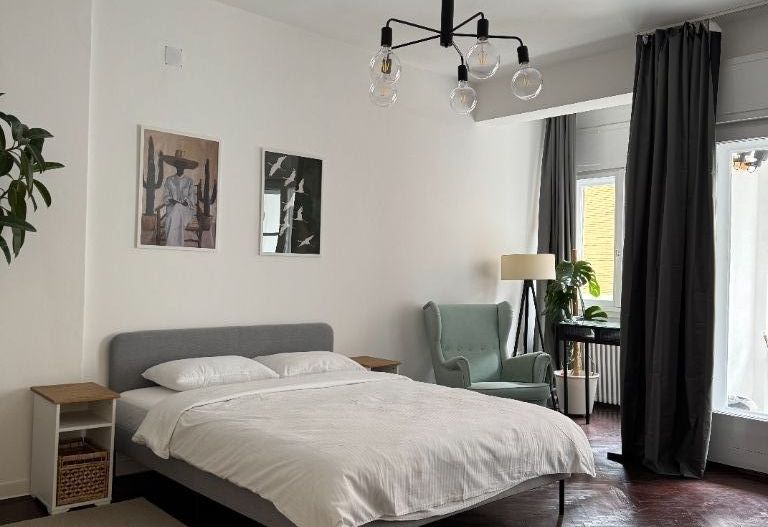 Apartament ultracentral 3 camere proaspat renovat - Poză 4