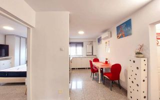 Apartament de 3 camere, decomandat, 70mp, parcare, zona Iulius Mall - Poză 1