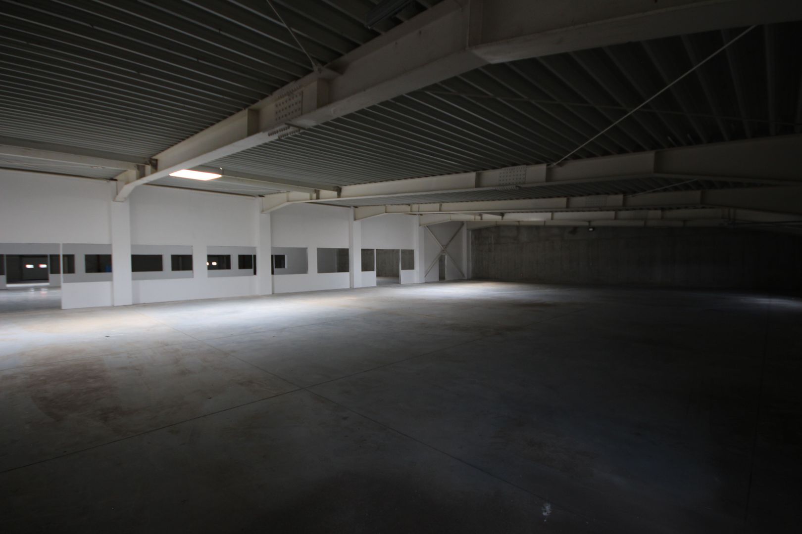 Hala industriala de 4.560 mp - Poză 9