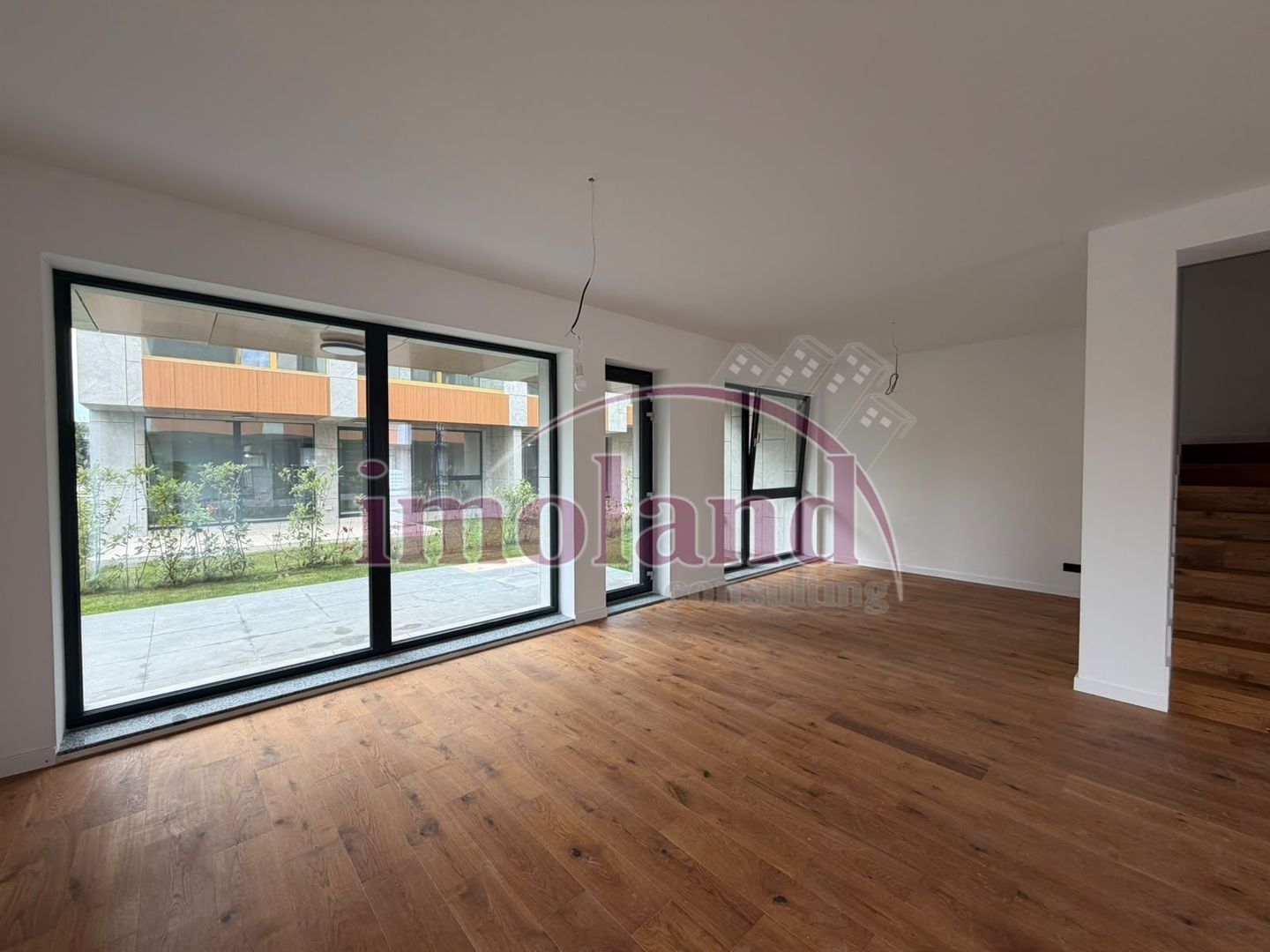 Vanzare - vila noua - 4 camere - Pipera-Iancu Nicolae - Poză 2