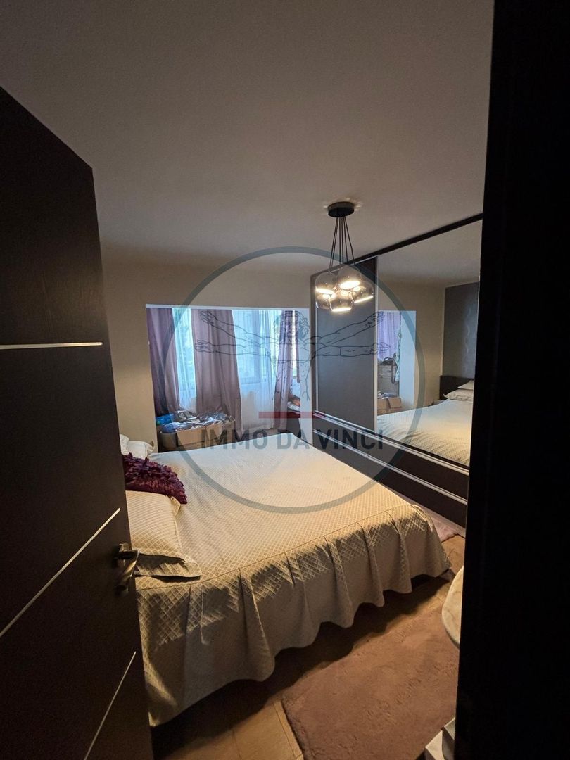 Vând apartament 3 camere Între Lacuri - Poză 4
