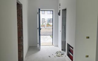 Duplex cu 3 camere in Dumbravita - Poză 5