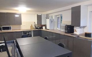 Apartament 3 camere, zona Câmpului, 80 mp, grădină și parcare proprie. - Poză 2