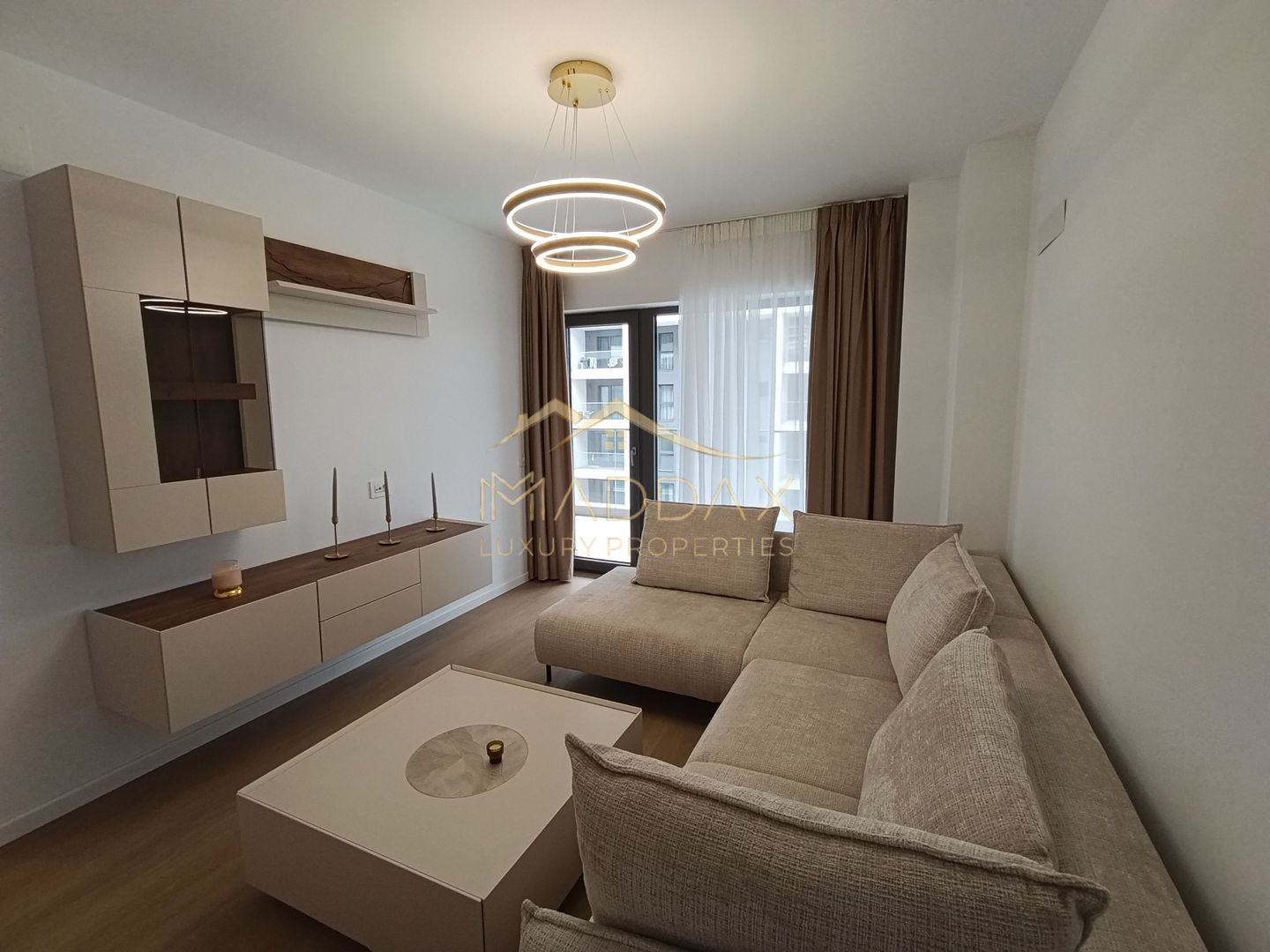 Apartament 2 Camere de Lux /Fabrica de Glucoza/Predare la alb-169.000 € - Poză 1