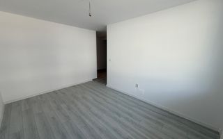 Disponibil imediat. Decomandat. TVA 21% inclus in pret - Poză 6
