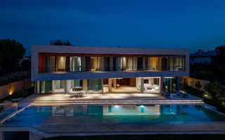 VILA FRONTLAKE SNAGOV – acolo unde arhitectura întâlnește libertatea - Poză 19