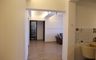 BRASADAS vinde ap 4 cam zona Unirii. - Poză 1