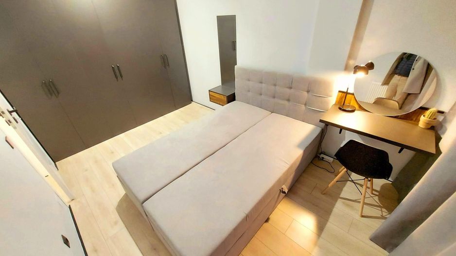 Apartament la Cheie cu parcare zona Balastierei Floresti - Poză 6