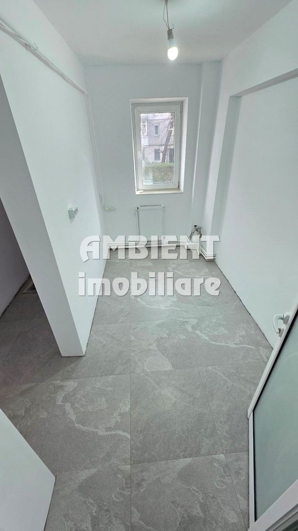 DE ÎNCHIRIAT - Spațiu birouri - Apartament cu 3 camere, parter, zona CENTRU; - Poză 6