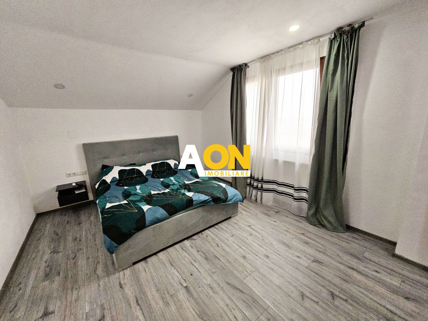 Casa individuala, mobilata utilata, zona Orizont - Poză 12