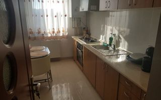 Proprietar vind apartament 4 camere sector 2 București - Poză 2