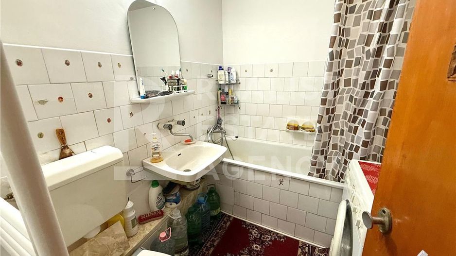 Sebastian - 13 Septembrie | 3 Camere | Decomandat | Bloc 1986 - Poză 9