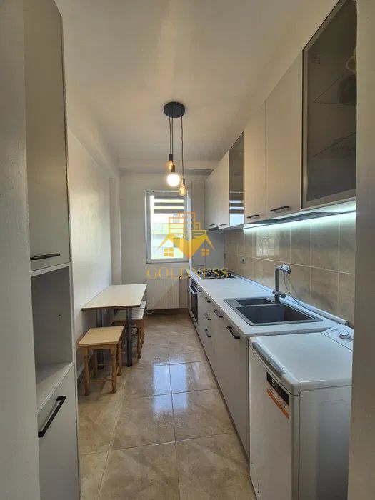 2 camere decomandate, Parcare, Modern, Zona porii, Floresti - Poză 5