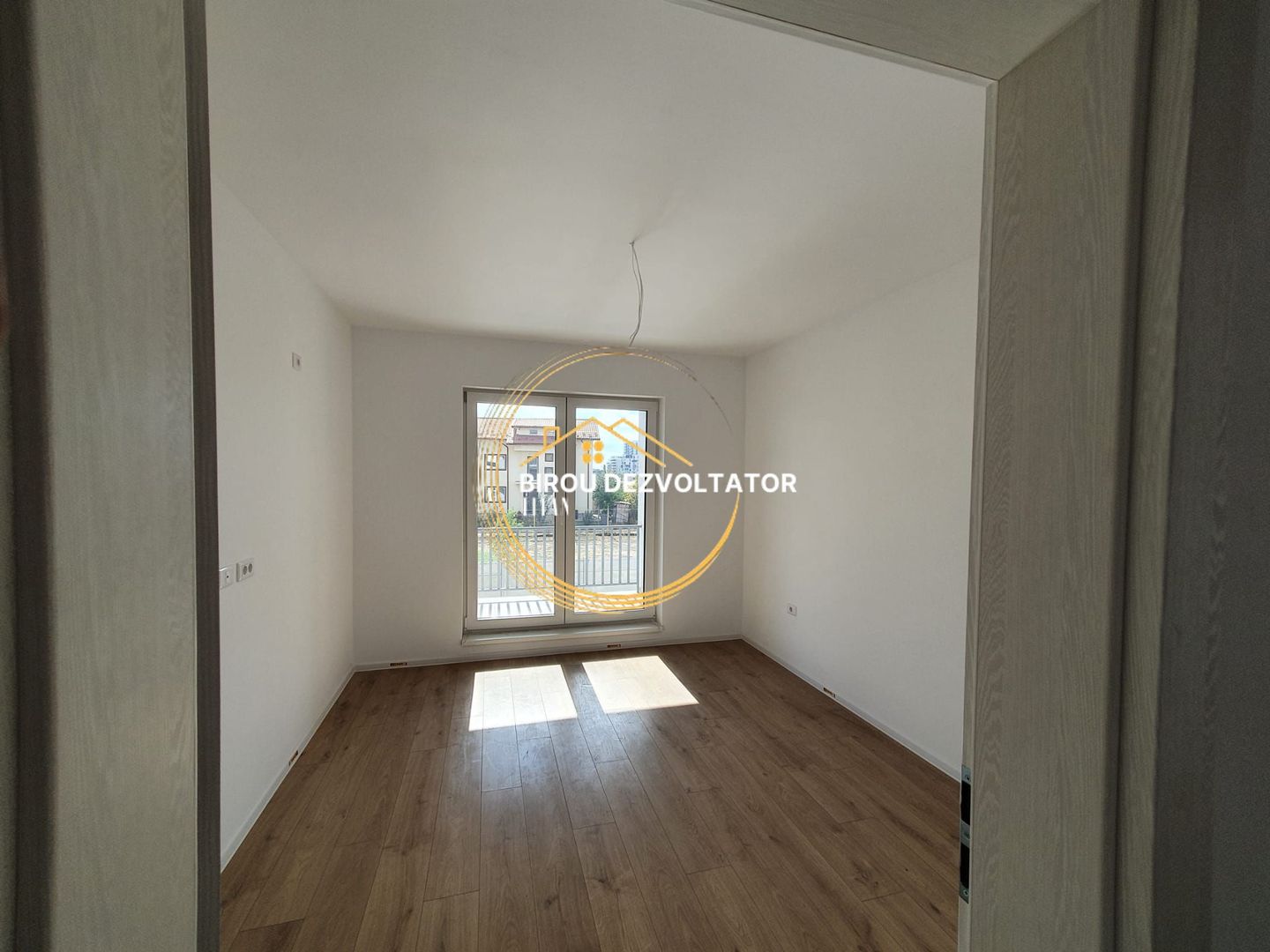 3 camere luminos Decomandat Ansamblu premium Fotovoltaice A+ Pallady - Poză 5