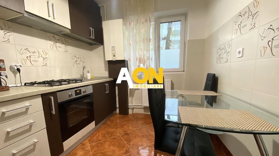 Apartament cu 2 Camere, Zona Cetate - Poză 6