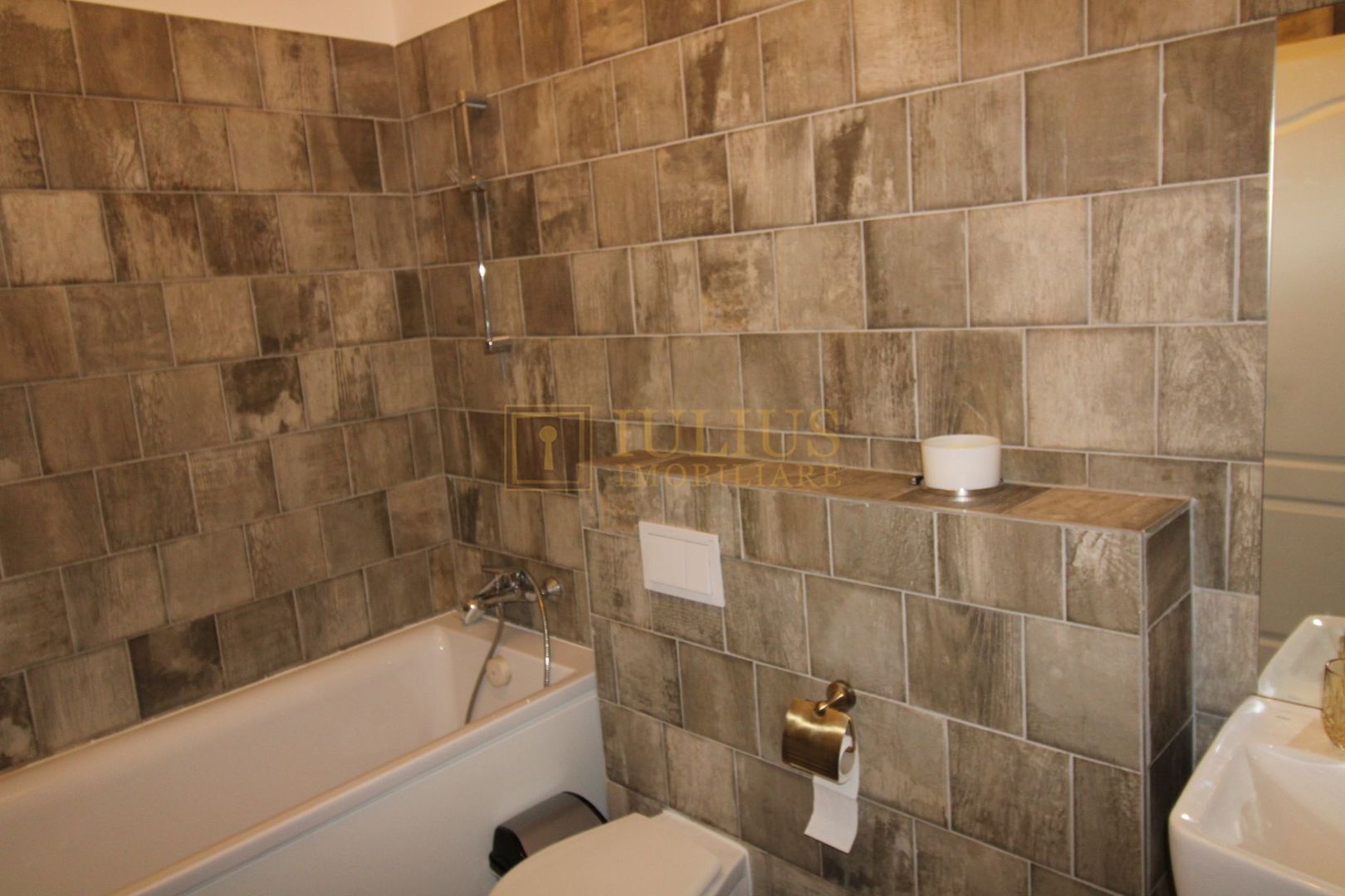 Duplex, 4 camere, mobilat și utilat complet – Moșnița Nouă, cartier Europa - Poză 12