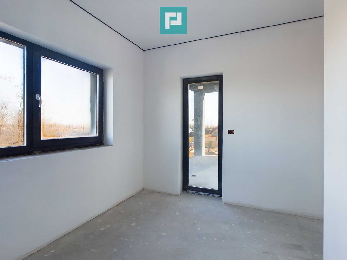 Vilă modernă în Șofronea - Poză 16