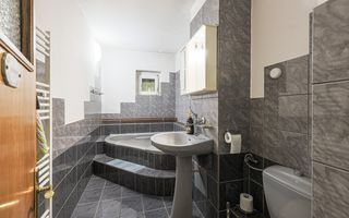 Apartament foarte spațios cu 5 camere la parter in Micalaca Comision 0 - Poză 7