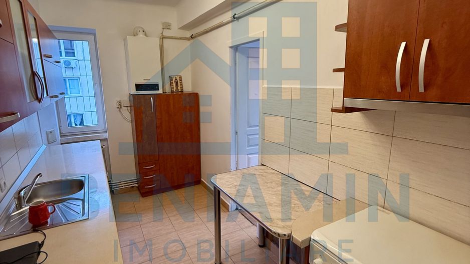 2 camere - 55mp - etaj 3 - centrala proprie - parcare - Central - Poză 5