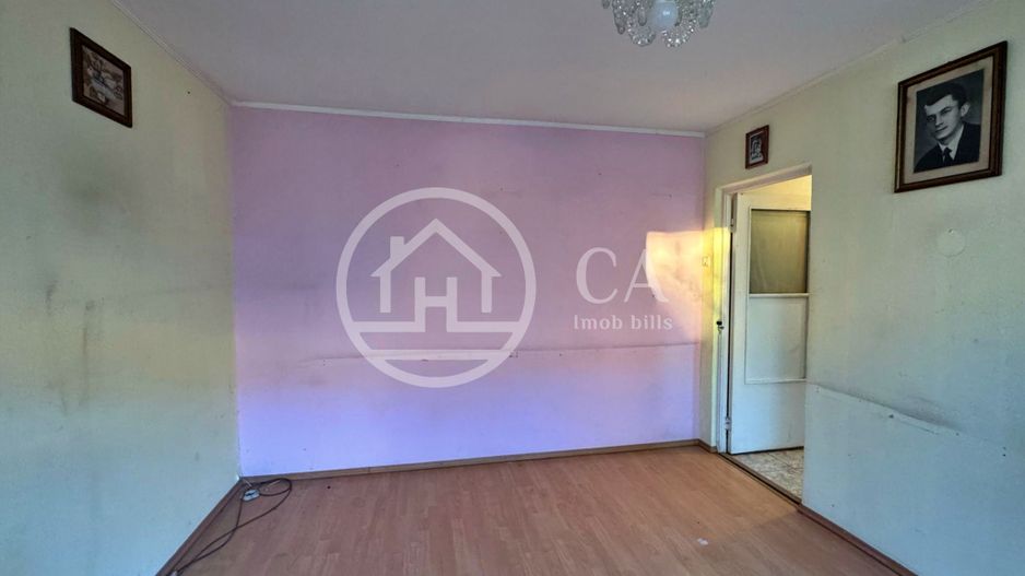 Apartament cu 2 camere de vanzare Str. Seleusului Zona Velenta,Oradea - Poză 1
