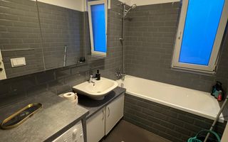 Apartament 4 camere 117 mp utili 2 bai si parcare privata in Selimbar - Poză 4