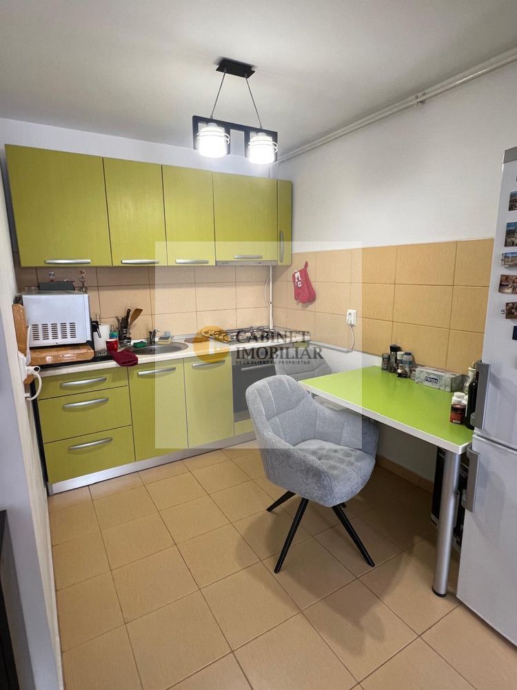 2 Camere | Decomandat | 2013 | Et Intermediar | M Gorjului la 7 min - Poză 6