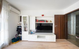 Apartament 3 camere, mobilat si utilat, aproape de metrou - Poză 5