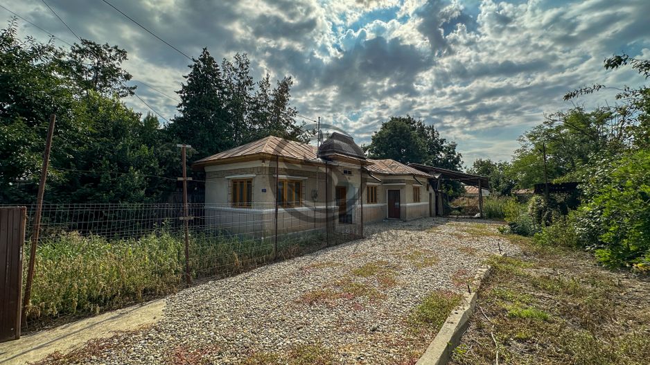 Casa cu 3 camere de vanzare | Puchenii Mosneni, Prahova | Comision 0% - Poză 1