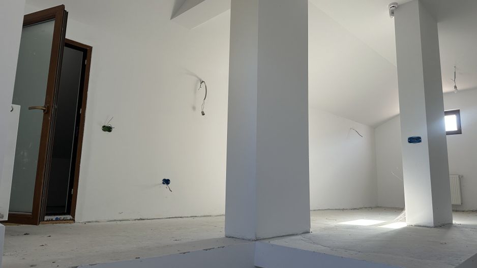 PARADISUL VERDE, VILA 507 MP, LOT 1.095 MP! - Poză 37