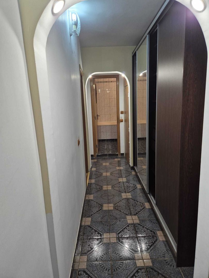 Apartament 3 camere, 2 băi, balcon, bloc reabilitat, Sector 2, 70 mp - Poză 6