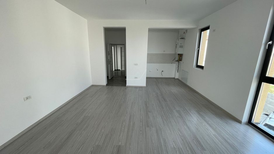 Bloc la asfalt. Etaj 1. Loc de parcare. - Poză 3