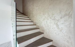 Duplex finalizat despartit prin camera tehnica. 3 dormitoare. 2 balcoane. - Poză 8