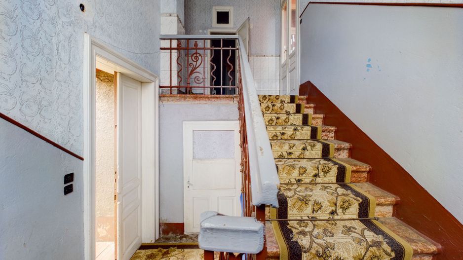 Casă cu 8 camere zona Aradul Nou - Poză 13