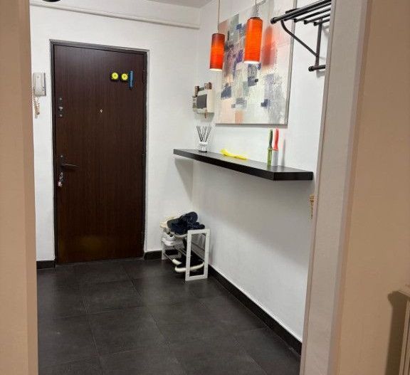 Apartament Luminos 3 camere, zona Bld. Alexandru Obregia, Straduintei. - Poză 3