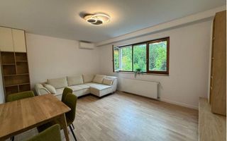 Apartament 3 camere de vanzare - Primaverii - Poză 1