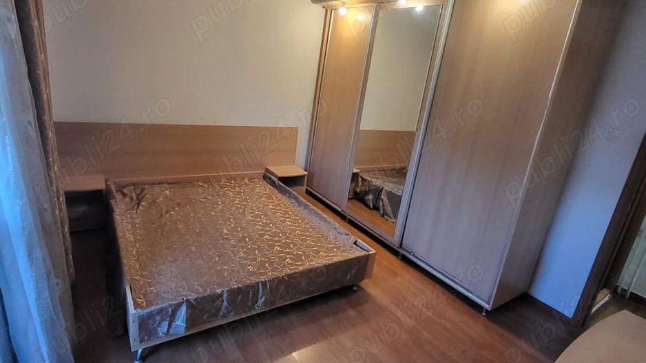 Vand apartament 3 camere-Parc Sebastian - Poză 2