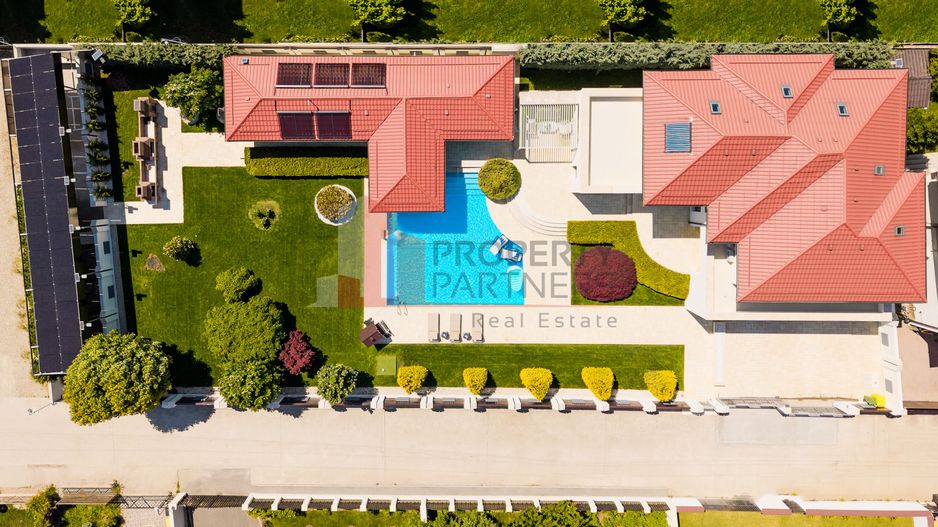 Vila Exclusivistă Domnești - Poză 13