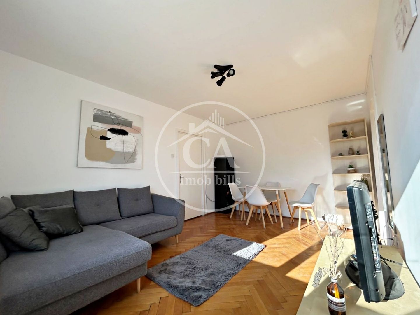 Apartament cu 3 camere de inchiriat in zona centrala, Oradea - Poză 9