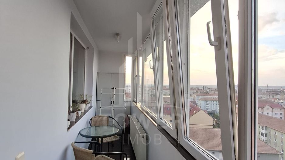 De vânzare apartament 2 camere – zona M. Viteazu cu priveliste deosebita - Poză 8