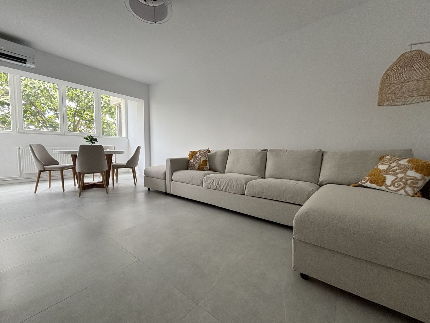 APARTAMENT 3 CAMERE | DOROBANTI | RENOVAT - Poză 1
