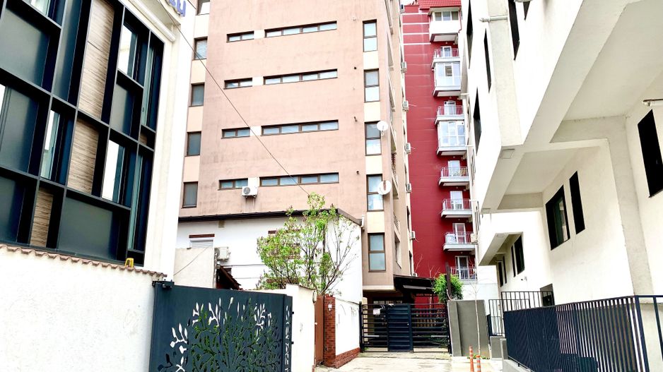 Apartament 3 Camere | Zona Decebal | Bloc Boutique | 2 Locuri de parca - Poză 26