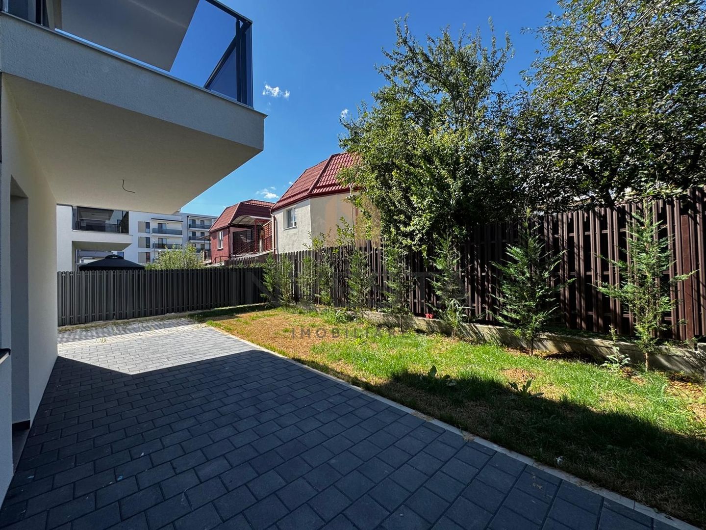 Casa tip duplex de vanzare, constructie noua, strada privata, Floresti - Poză 3