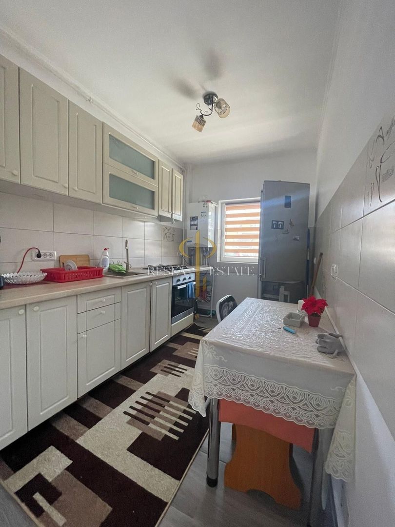 Giroc | 2 camere Parter 49mp |balcon 9mp-Loc de parcare-mobilat/utilat - Poză 3