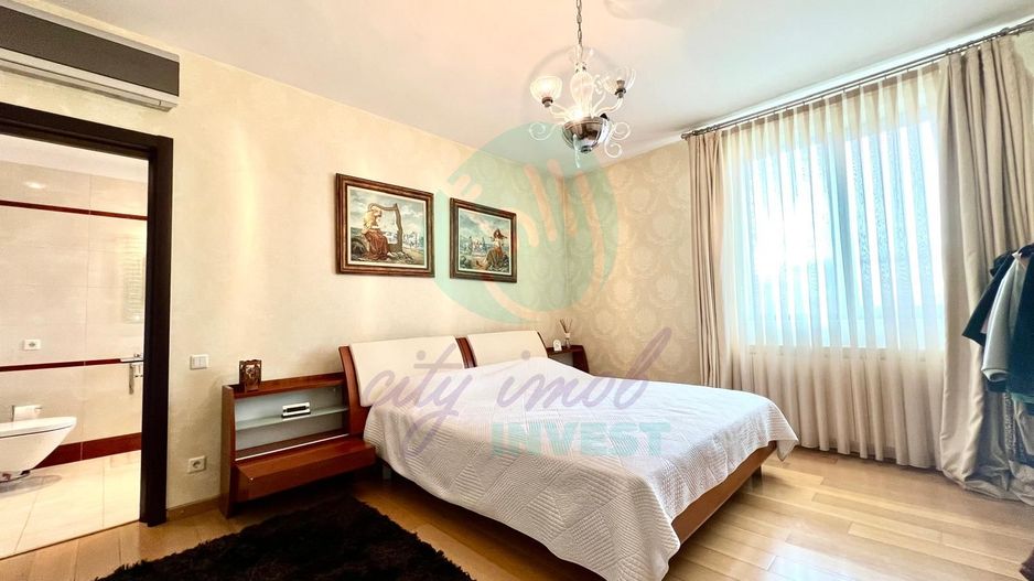 Vila individuala 10 camere Iancu Nicolae- Jolie Ville - Poză 11